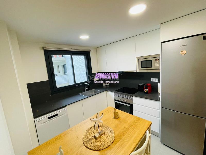 Foto 66e1f05d-a7e7-4221-87d9-e016aecd0d23. Alquiler piso alquiler de temporada en la mejor zona en Badalona