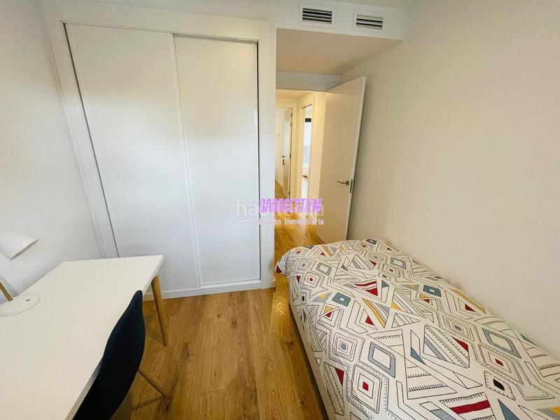 Foto 945ea933-41fa-4419-939b-bca44ffc3b34. Location appartement avec chauffage parking piscine dans Badalona