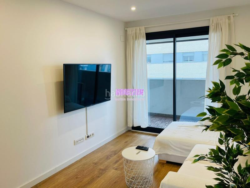 Foto 190c0df7-0909-4571-b67a-7778ceda38ea. Rent flat with heating parking pool in Port Badalona