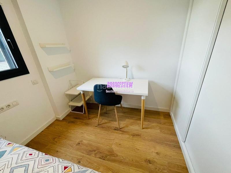 Foto 23e59fe8-08f0-4ecb-acb6-b4b73155b316. Rent flat with heating parking pool in Port Badalona