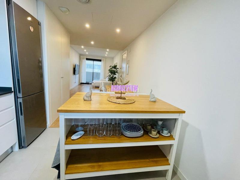 Foto e77f85b7-aa8a-41d9-bb8a-bb832de2a169. Rent flat with heating parking pool in Port Badalona