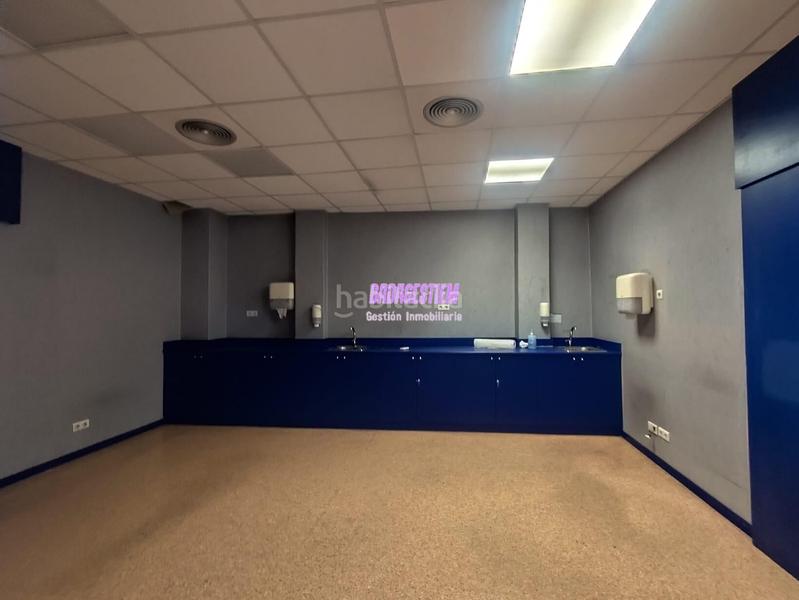 Foto 1577a676-fab7-4059-85ec-fc3463d72b40. Local comercial oportunidad única en el centro en Badalona