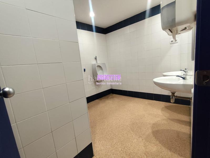 Foto 297ecc71-e1e1-428f-a0dc-e8a764fcbea9. Local comercial oportunidad única en el centro en Badalona