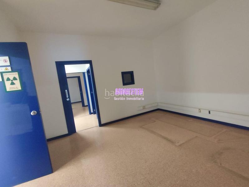 Foto 9ed565bb-5efa-4bf4-b966-b3bc250907e2. Local comercial oportunidad única en el centro en Badalona