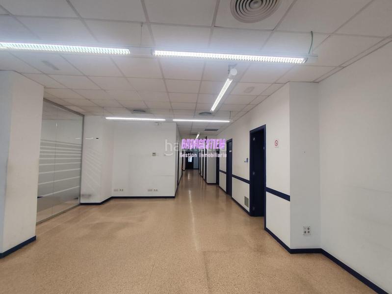 Foto e108c3fe-a28b-4b8c-ac80-7ba098b59f49. Local comercial oportunidad única en el centro en Badalona