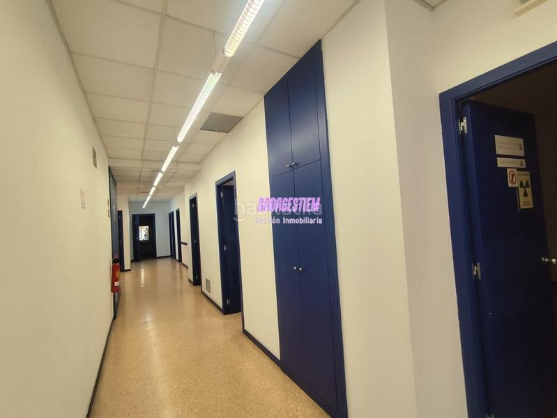 Foto e831d7d3-a7af-4f37-943d-f321e4985f0c. Local comercial oportunidad única en el centro en Badalona