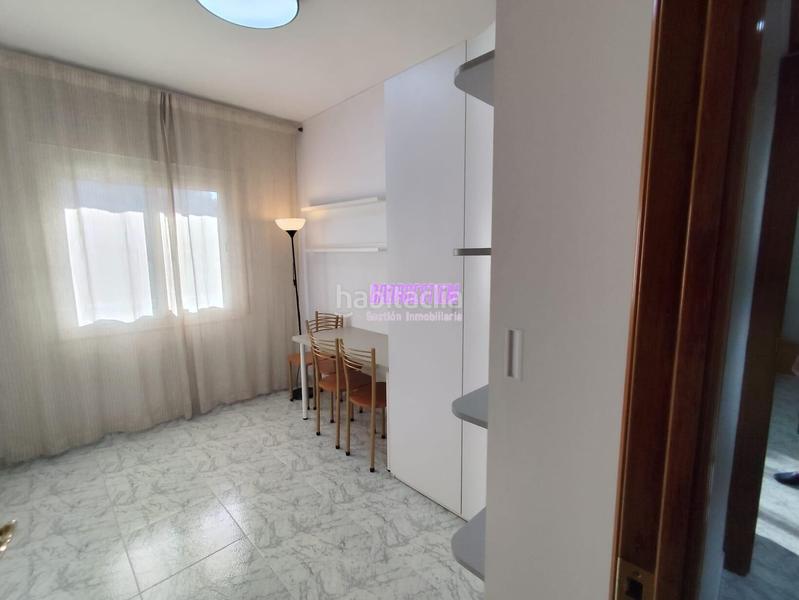 Foto 0bfa7d19-482a-40e2-9fa3-b23744261fe9. Appartamento con riscaldamento in Llefià Badalona