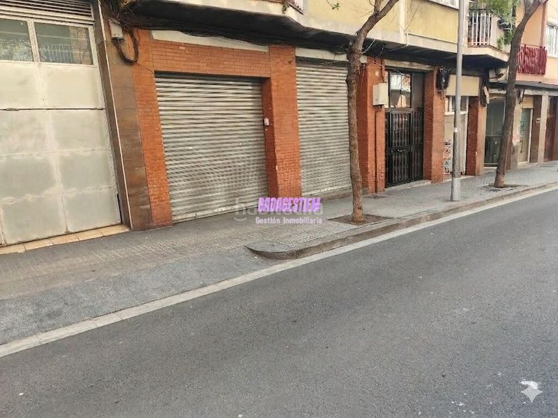 Foto 858677fa-0acf-41e1-bf7f-d5af6a2528a4. Local comercial a Can Mariner Santa Coloma de Gramenet