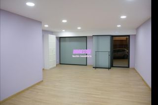 Local Comercial a Can Mariner. Local en venta con inquilino rentabilidad asegurada