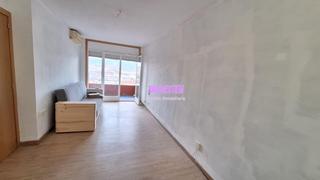 Lloguer Pis  Avenida lloreda. Oportunidad en lloreda