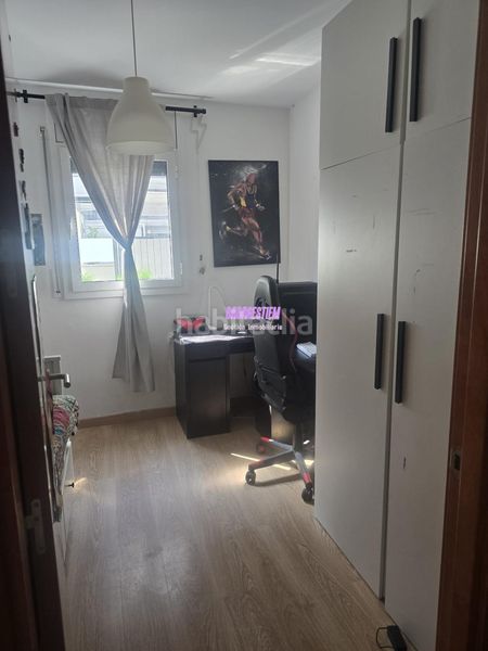 Foto 0a4d4774-f2f2-48f2-a429-dc3eaee9b9d3. Pis amb aparcament piscina a Port Badalona