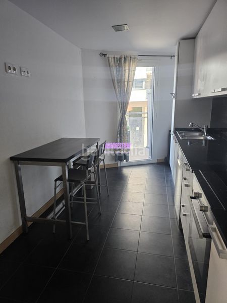 Foto 4acd9101-95c9-4de2-8f9b-d8238b8b6673. Pis amb aparcament piscina a Port Badalona