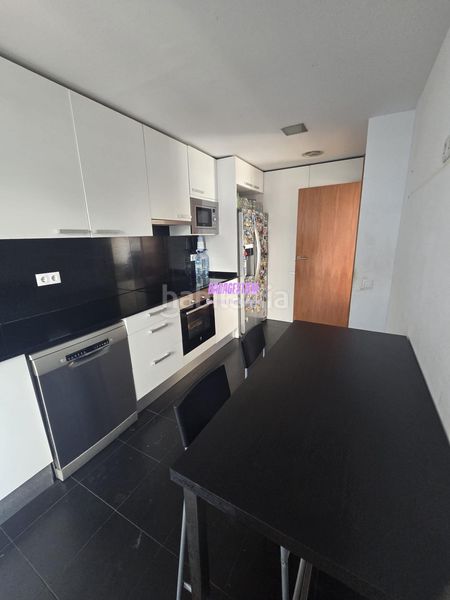 Foto 6ee0572f-10cd-4602-8c3a-42f0f773548e. Pis amb aparcament piscina a Port Badalona