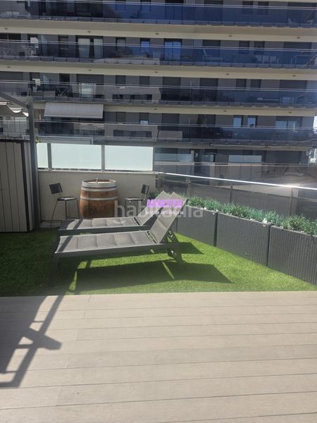 Foto b4289685-d733-4d02-a74a-095234363216. Pis amb aparcament piscina a Port Badalona