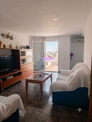 Rent Flat  Avenida constitució. Muy cerca de la playa y el puerto