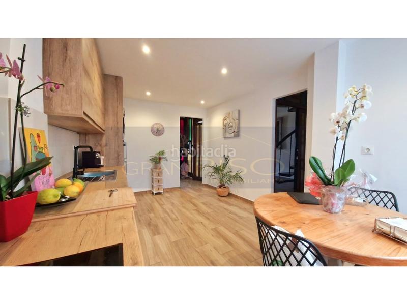 Foto 60a76ae2-9ec9-4eca-a98b-0098e1787597. Maison dans Centro Estepona