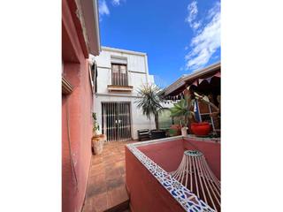 Casa  N/a. Casa singular en el corazón del casco antiguo de estepona  a sol