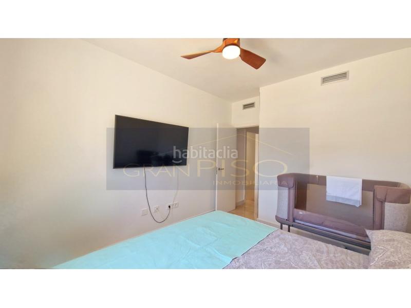 Foto c9017b6d-71d0-41d8-a13c-b43ead130d24. Planta baja moderna planta baja recién reformada, 2 habitaciones y terrazas a 2 km de la playa en Manilva