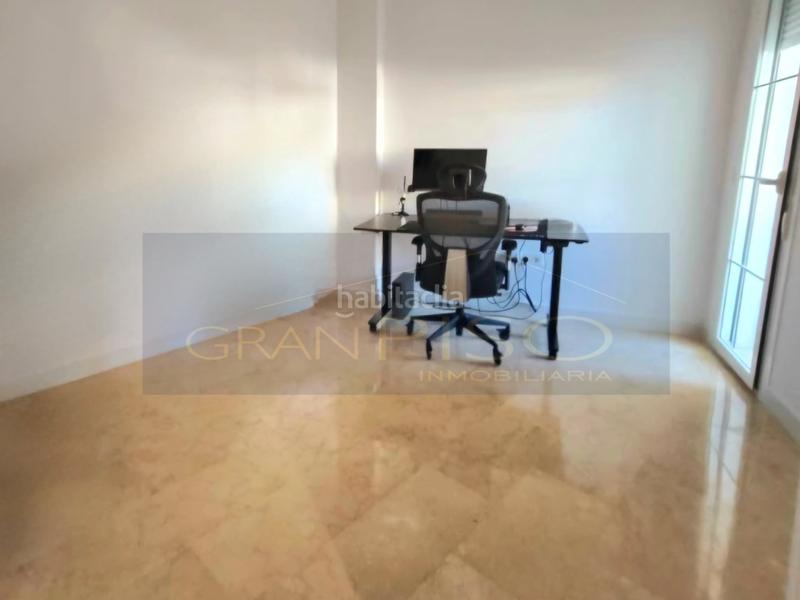 Foto e4a8b61a-a499-466e-a356-ebe7eb5ec369. Planta baja moderna planta baja recién reformada, 2 habitaciones y terrazas a 2 km de la playa en Manilva