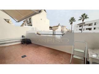 Dúplex  N/a. Céntrico dúplex con dos dormitorios y espaciosa terraza a 2 km d