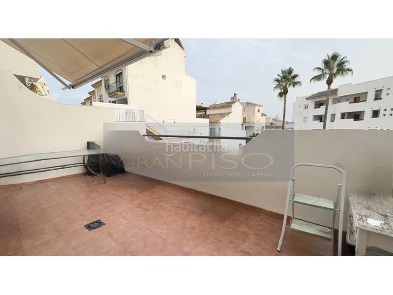Foto fcee0a4c-7ae0-4fca-8865-1347e12cd346. Duplex con parcheggio piscina in Manilva pueblo Manilva