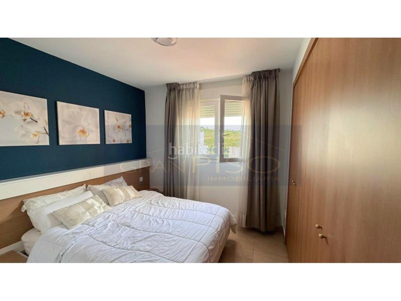 Foto 103b269a-7fc3-426a-b4ef-c00b62a6c7bd. Apartamento precioso apartamento con licencia turística y amplia terraza con vistas al mar en Manilva