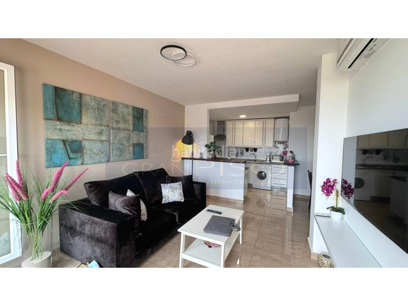 Foto 6b6c1c88-76b3-4317-ba40-d2b592d36c8a. Apartamento precioso apartamento con licencia turística y amplia terraza con vistas al mar en Manilva