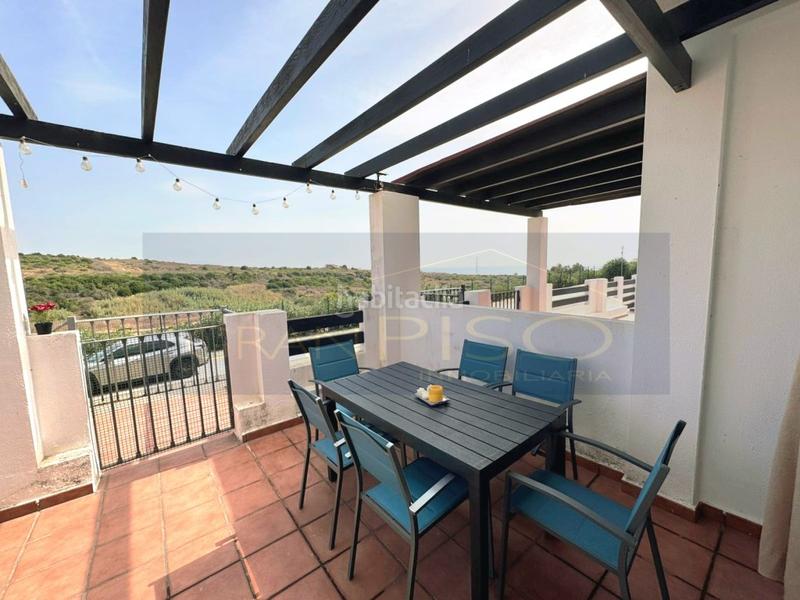 Foto d7275760-a27d-4b17-ab7b-de1a76c7321d. Apartamento precioso apartamento con licencia turística y amplia terraza con vistas al mar en Manilva