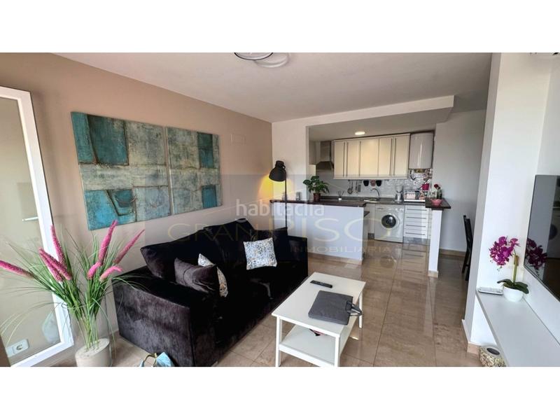Foto d884fc21-6a8c-4d95-9322-9de460d5b3dd. Apartamento precioso apartamento con licencia turística y amplia terraza con vistas al mar en Manilva