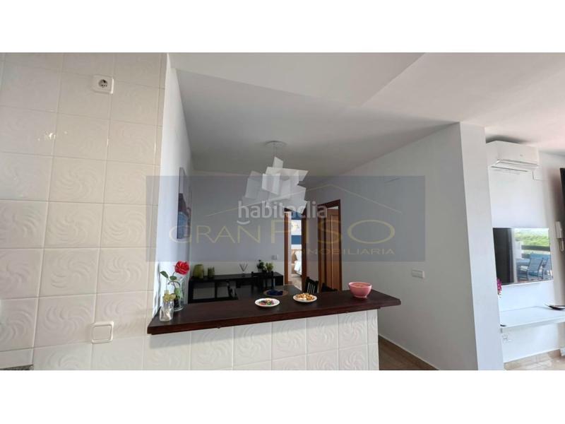 Foto e33b1c26-c489-4372-84ce-847eeacec22c. Apartamento precioso apartamento con licencia turística y amplia terraza con vistas al mar en Manilva