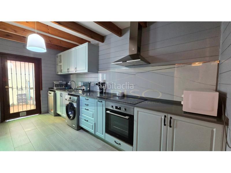 Foto b112cc0c-b593-411f-9da4-ba4adb761633. Xalet a Castellar de la Frontera