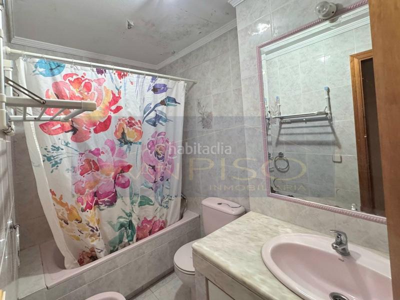 Foto 16a287f1-9e46-4d64-b069-dea30d191726. Pis a Zona Calvario Estepona