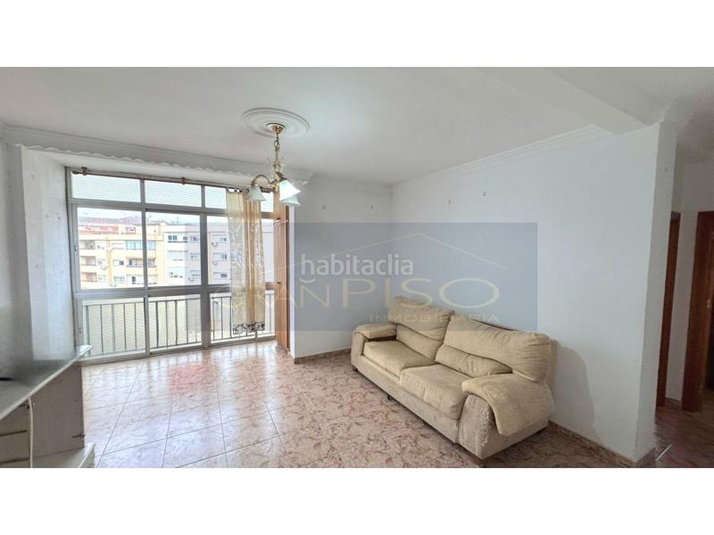 Foto 302f8831-0893-4f02-95e0-5628afa6c444. Pis a Zona Calvario Estepona