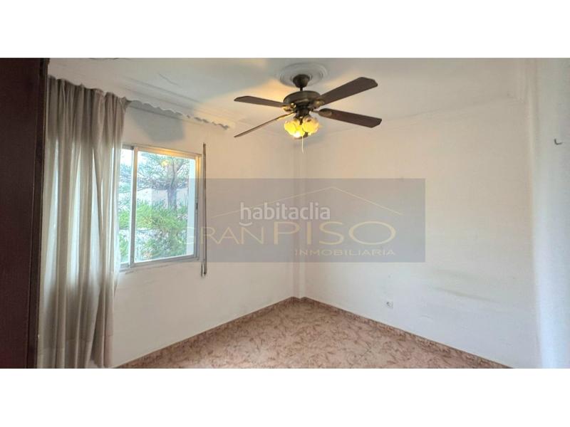 Foto cadfc7c2-e8ad-4ce3-8012-fe249108c595. Pis a Zona Calvario Estepona