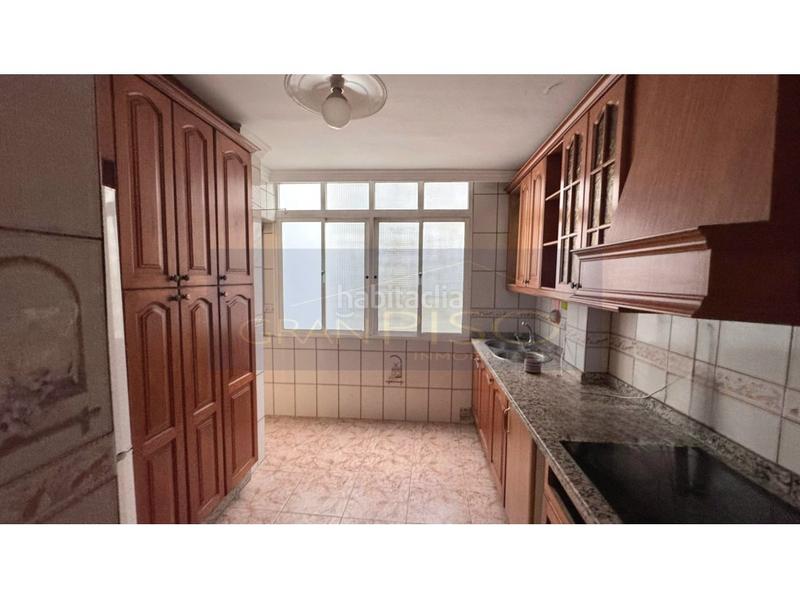 Foto e2bf9678-822c-4096-b275-ca15180fc430. Pis a Zona Calvario Estepona