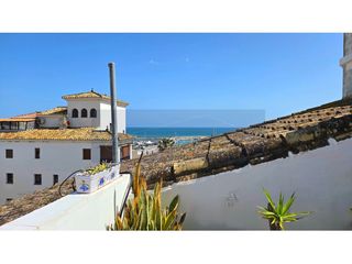 Àtic  Calle cigala. Precioso ático dúplex reformado de 2 habitaciones y terraza con