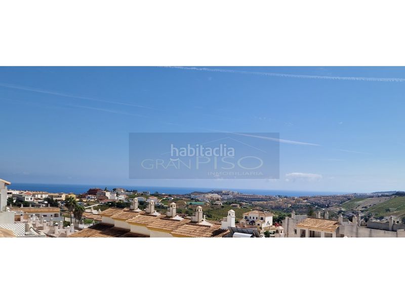 Foto 49bee98a-bd6a-4569-83ba-7af05053cfac. Àtic amb piscina a Manilva pueblo Manilva