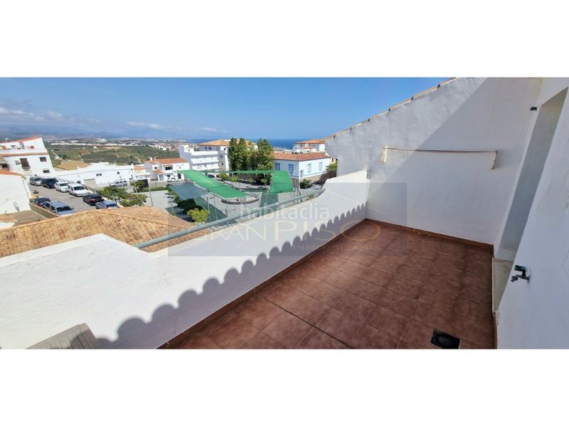 Foto de68d9ea-9f9c-4cc1-a6d5-ffe5ee6611b9. Àtic amb piscina a Manilva pueblo Manilva