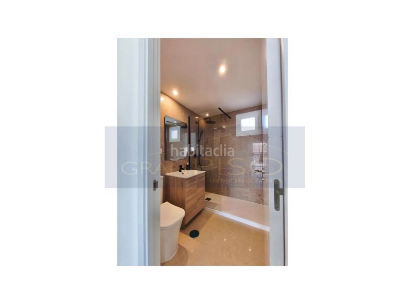 Foto 1bf6df1f-027b-42e9-9754-931033d4f22f. Apartament amb piscina a San Luis de Sabinillas Manilva