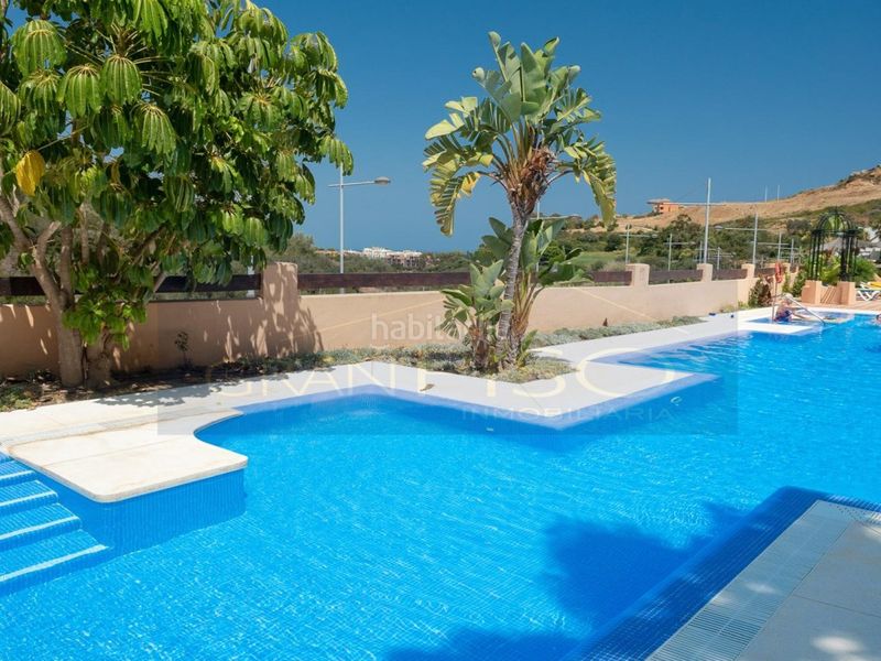 Foto a7d74639-56f7-47ea-a1e2-eadafaf6ff9f. Pis amb aparcament piscina a La Duquesa Manilva