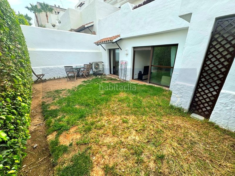 Foto 0e0a0f66-f89d-4714-9593-f022863af938. Erdgeschoss mit parking pool in La Concha - Resina Golf Estepona
