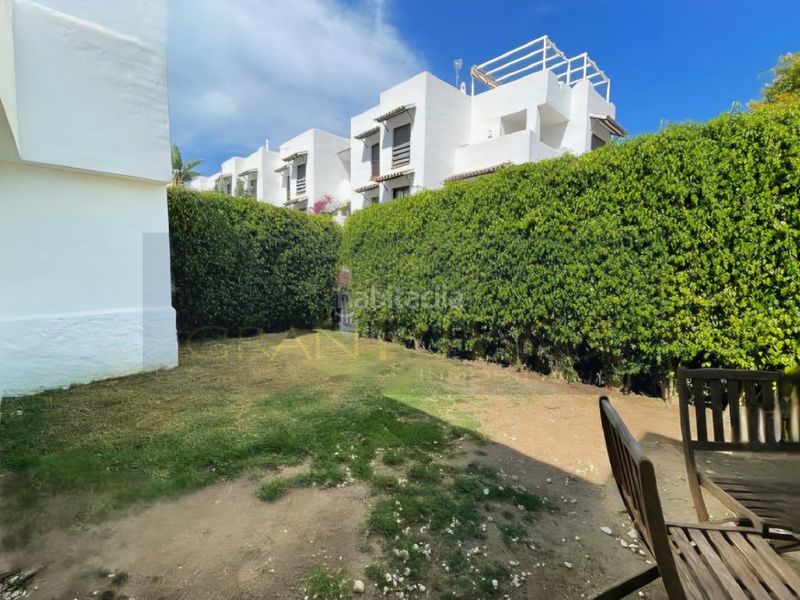 Foto cde4e859-b425-4ce4-94dc-2f6335cfbe26. Erdgeschoss mit parking pool in La Concha - Resina Golf Estepona