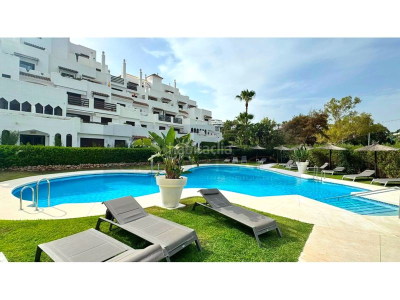 Foto ce78c5e0-d0a4-4c49-a26e-77904e9995b1. Erdgeschoss mit parking pool in La Concha - Resina Golf Estepona