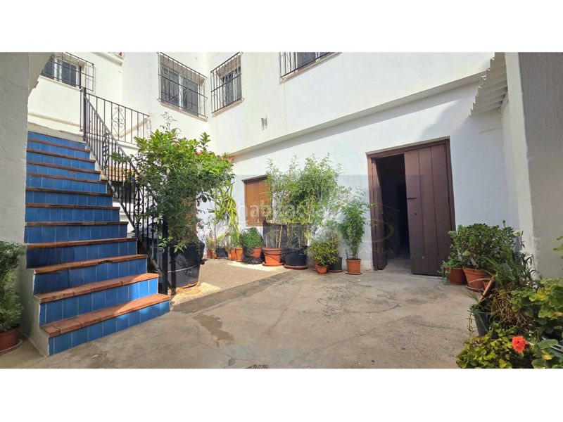Foto 4cc9fe9f-0ef1-4b11-8551-ad00e8eedc53. Casa amb aparcament a Centro Estepona