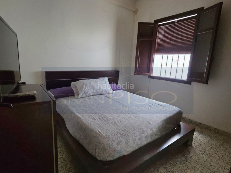 Foto 6798cd3c-dd96-44fe-8df8-3b29bc5259fb. Casa amb aparcament a Centro Estepona