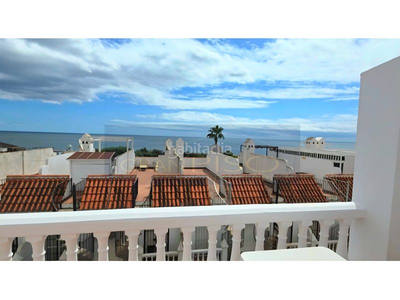 Foto d5ca5c59-3e6a-4890-83b2-e0d5d0efaf5a. Casa adossada amb piscina a Chullera Manilva