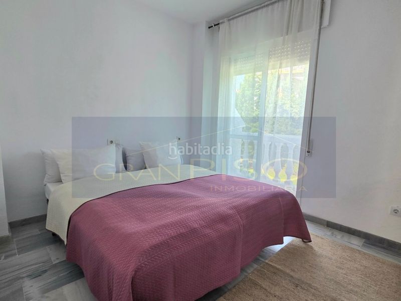 Foto e3584a1a-e2a3-4453-95b5-596ab0bbe654. Casa adossada amb piscina a Chullera Manilva