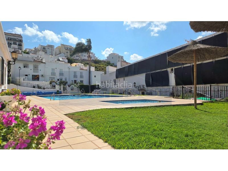 Foto ae3747a6-3a23-4085-847c-bc864c603cbd. Casa adossada amb aparcament piscina a Manilva pueblo Manilva
