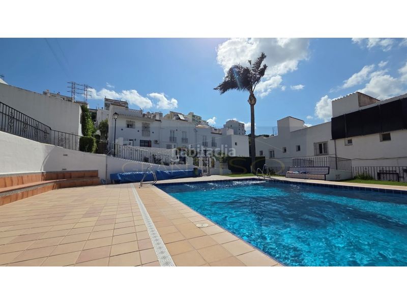 Foto d8736b7d-67b9-4326-98cc-ccb3f0b1e86f. Casa adossada amb aparcament piscina a Manilva pueblo Manilva