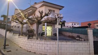 Chalet en Grau - Quintanes. Oportunidad chalet en favaret